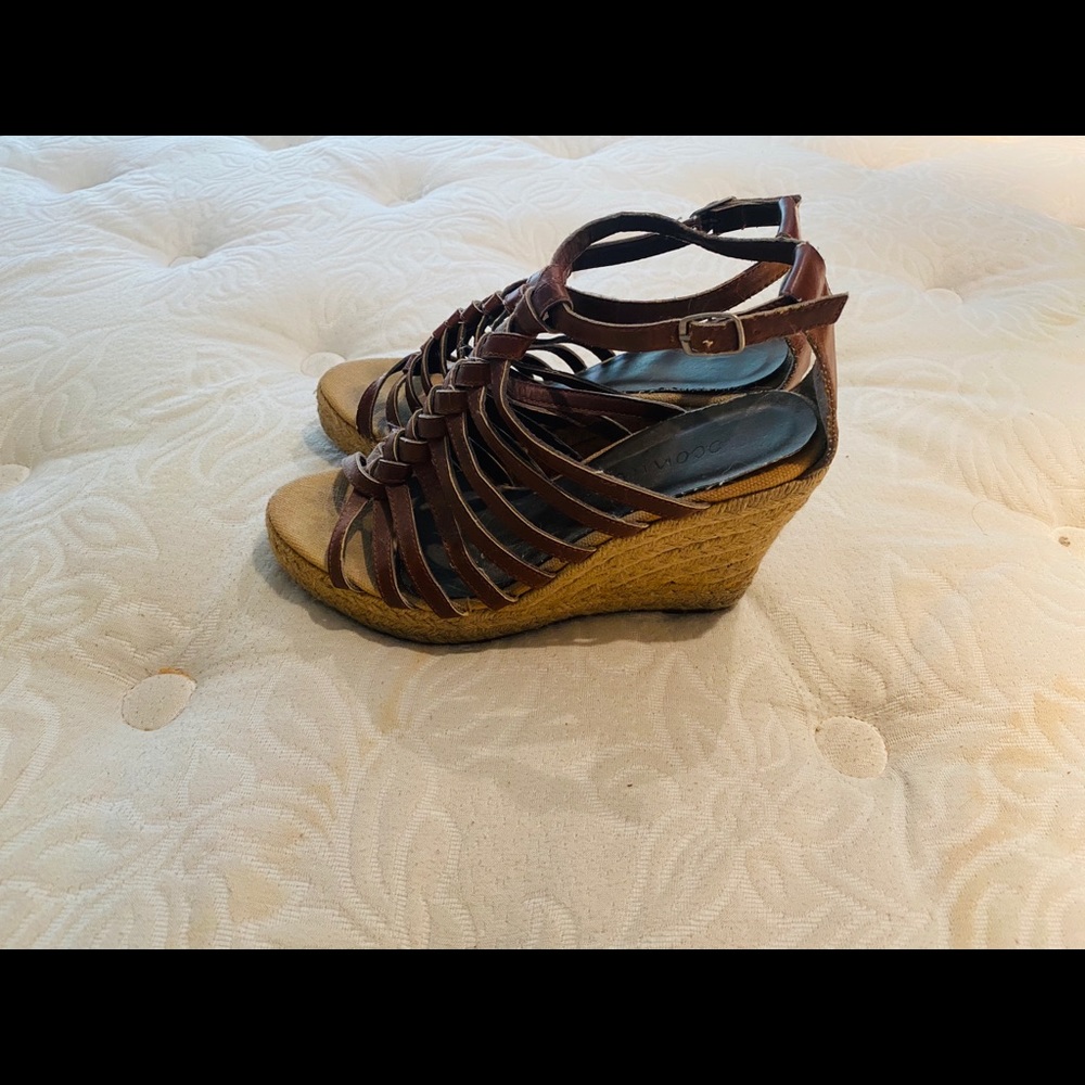 Coconuts Sandals